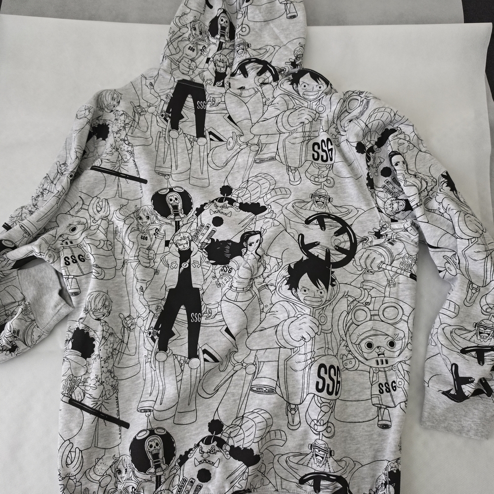 Onepiece Graphic Men’s Hoodie - Light Gray - Picture 5 of 6